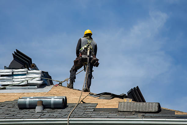 Professional Roofing technician working in Fort Defiance, VA